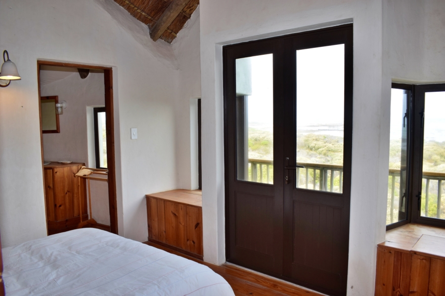 6 Bedroom Property for Sale in Suiderstrand Western Cape